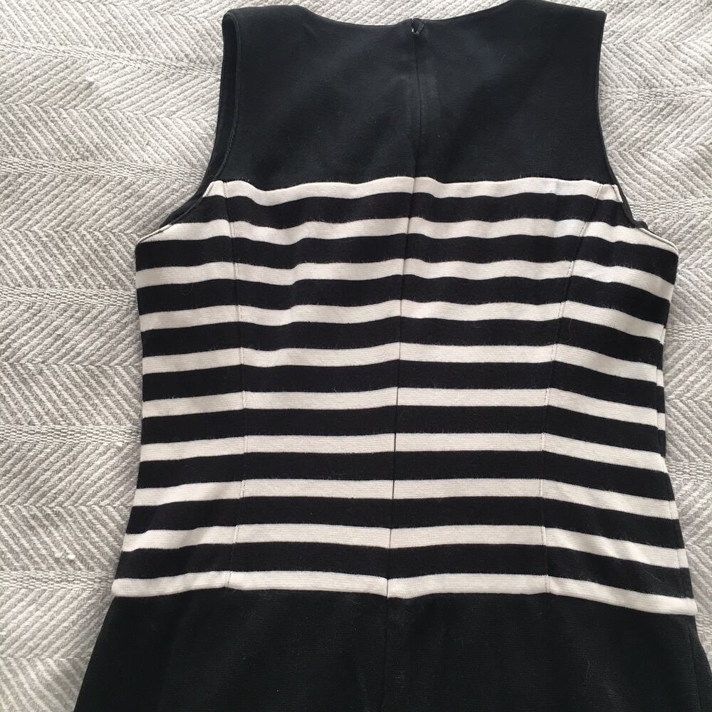 Adrienne Vittadini Dress Black & White Striped Cotton Fitted Dress Size Medium - Picture 8 of 8